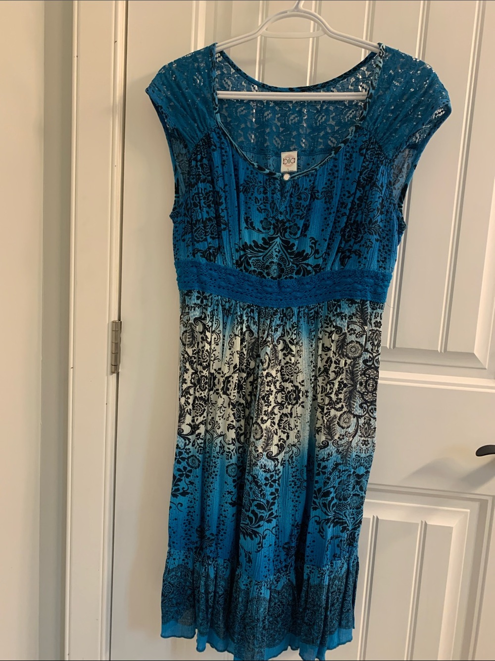 Bila Blue Ombre Lace-Trim Midi Dress
